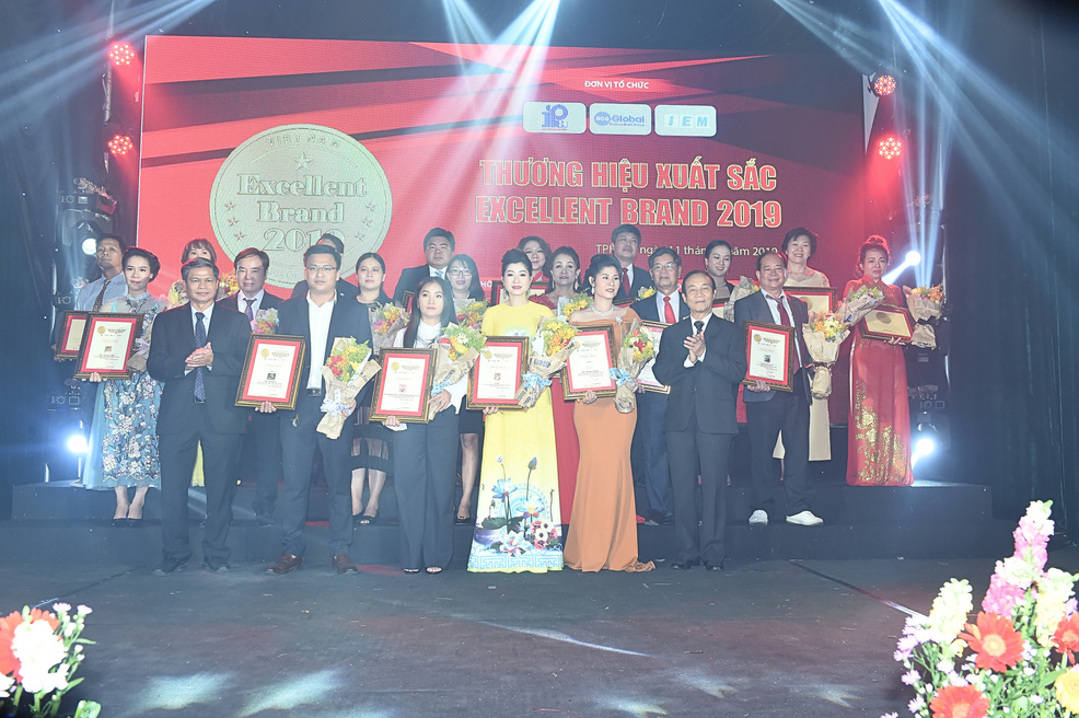 Trao giải Thương hiệu Xuất sắc